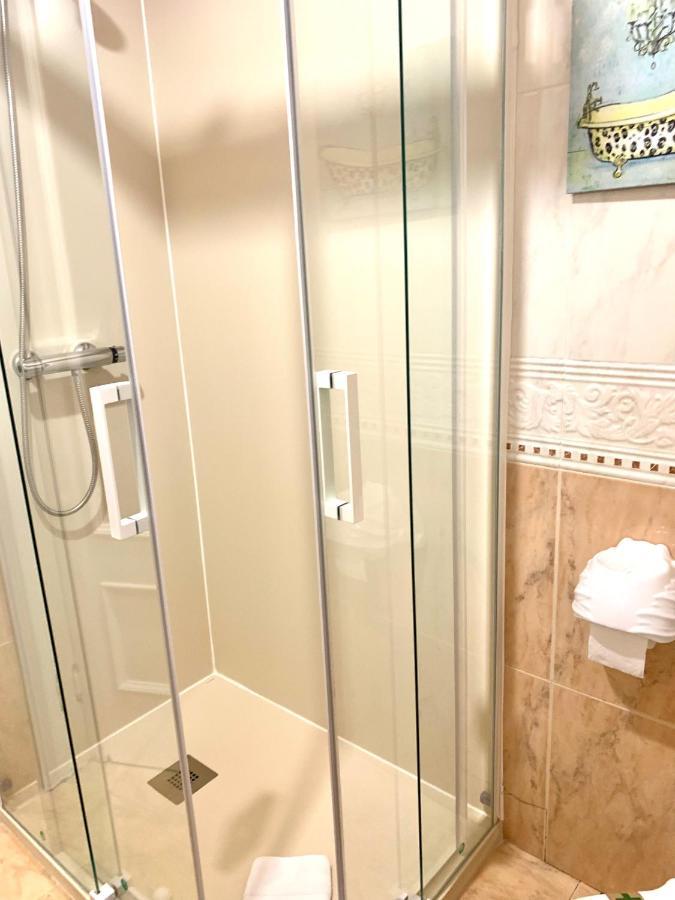 Hostal Boutique Puerta Del Sol 토렐라베가 외부 사진