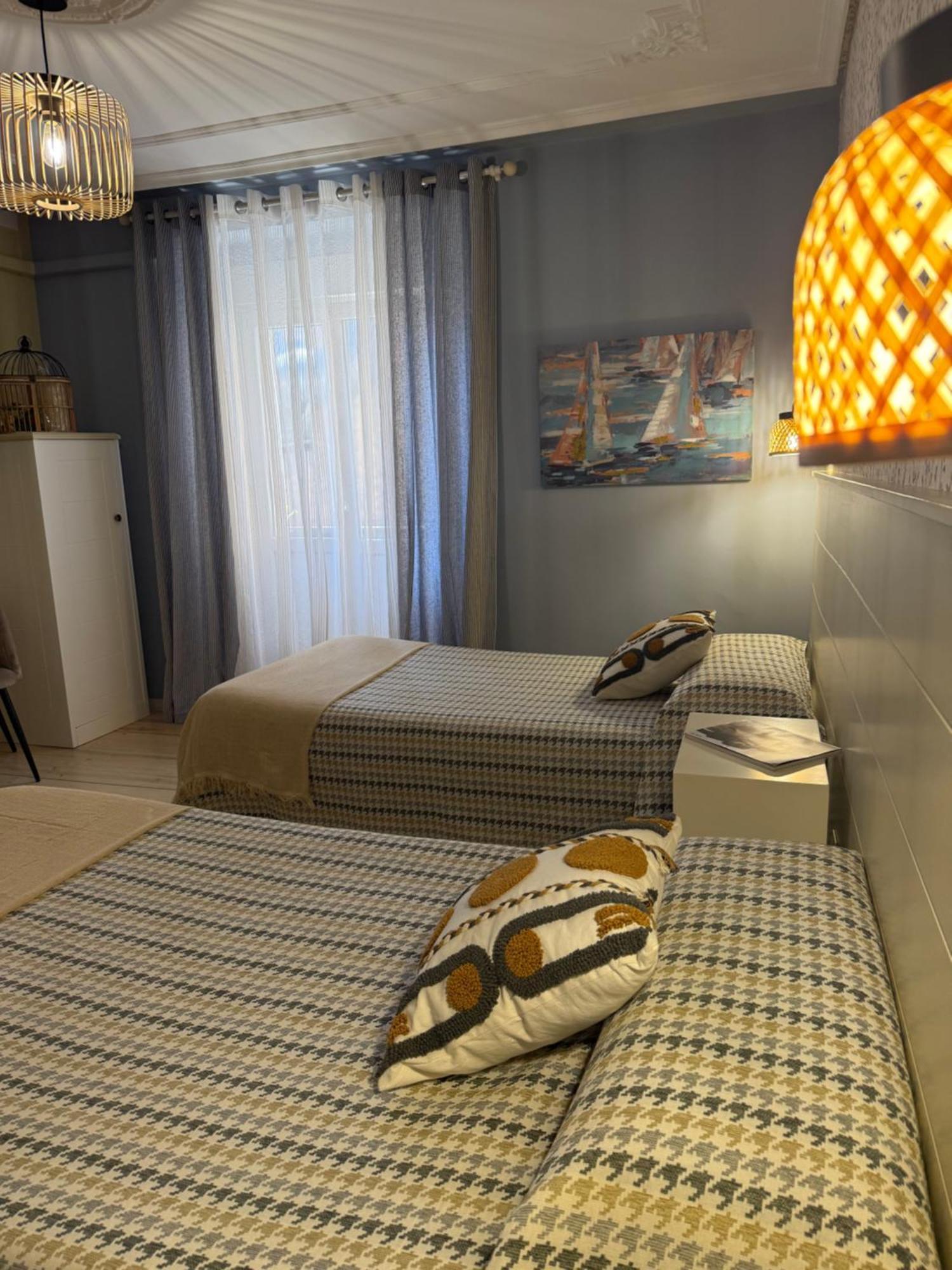 Hostal Boutique Puerta Del Sol 토렐라베가 외부 사진